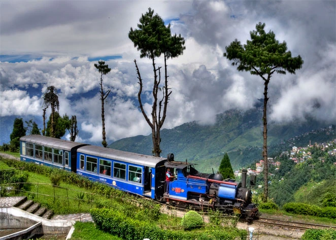 Beautiful Train Journey: Experience the Magic of a Scenic Train Journey